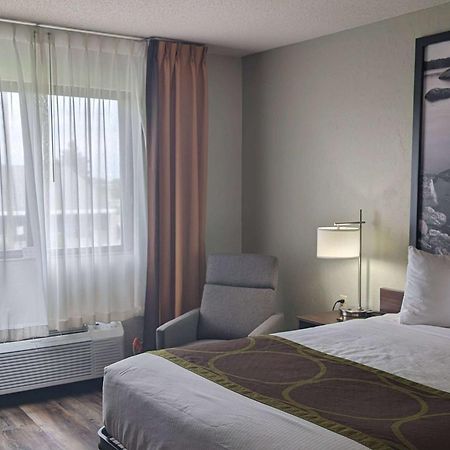 Super 8 By Wyndham Alexandria Mn Motell Exteriör bild