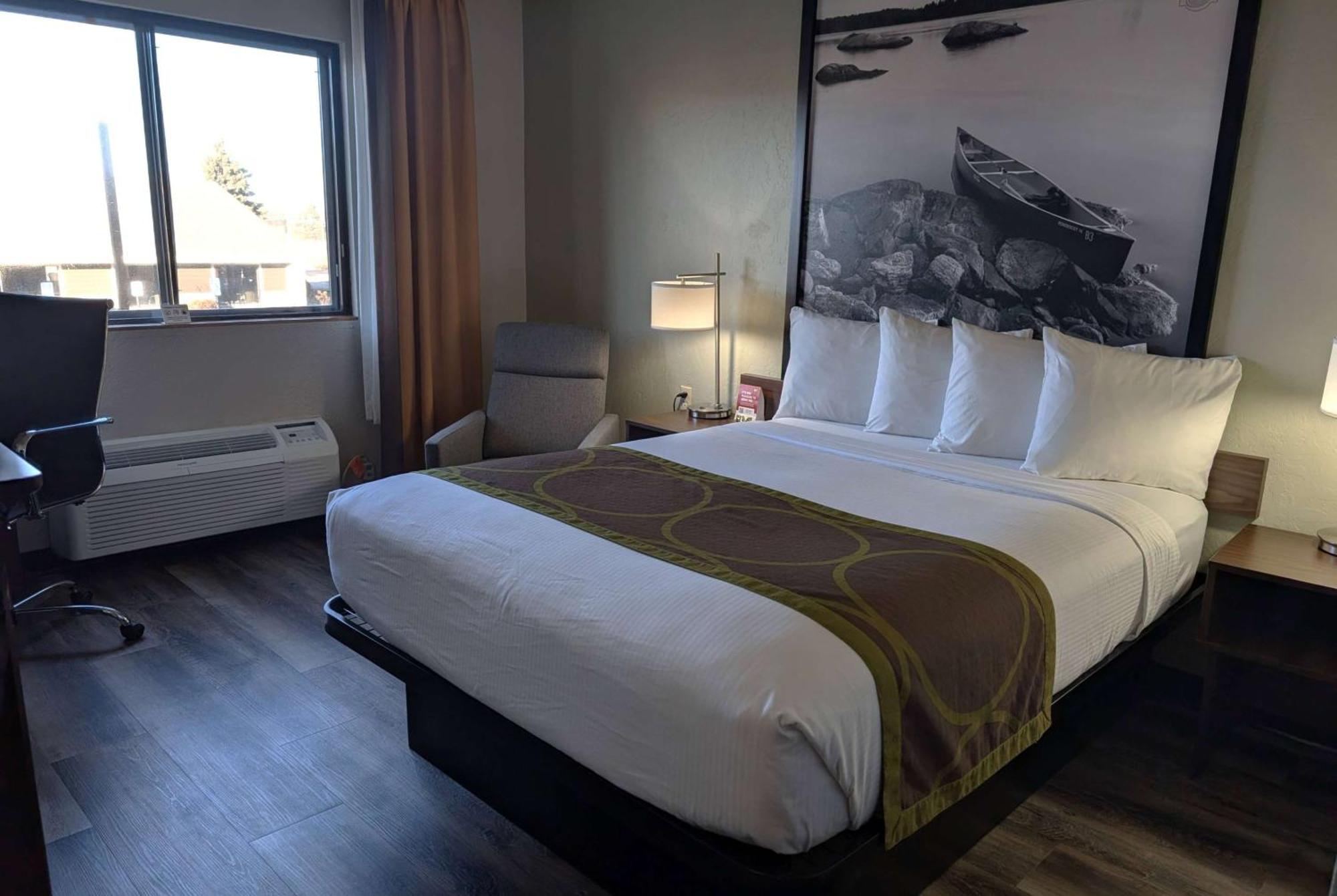 Super 8 By Wyndham Alexandria Mn Motell Exteriör bild